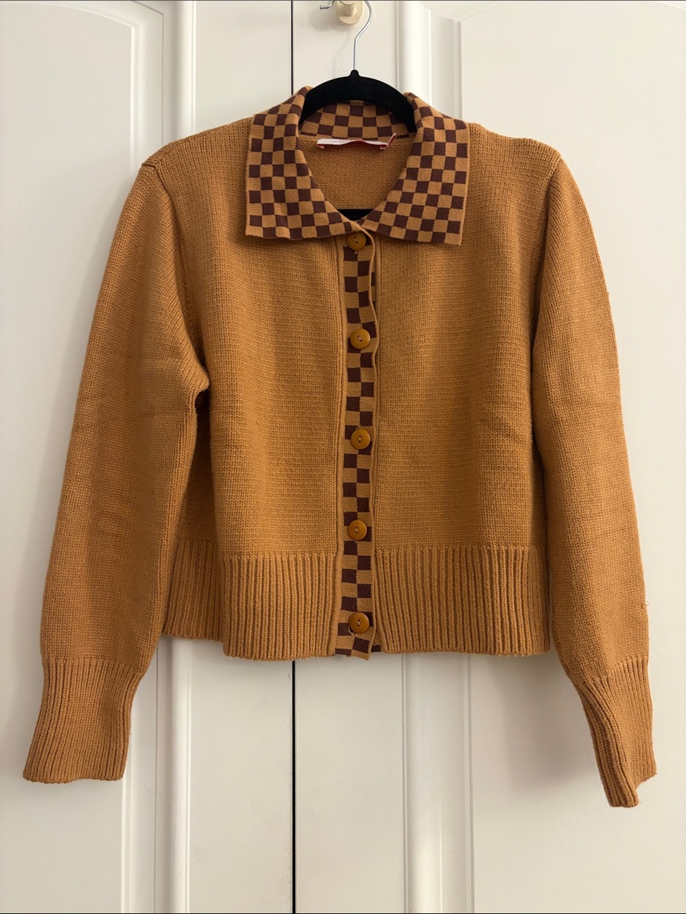 Lisa Says Gah Checker-Trim Button Cardigan in Caramel Brown